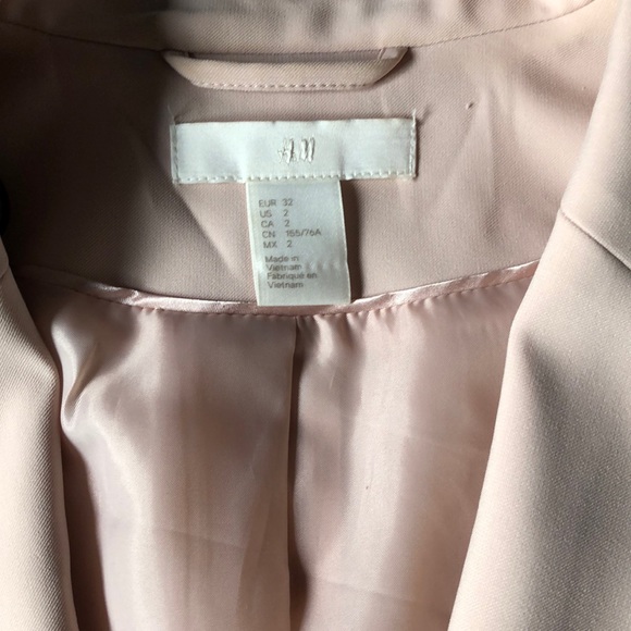 Blazer - Picture 2 of 4